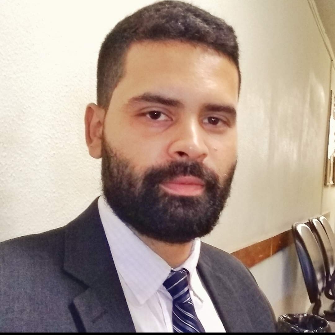 Advogado Tiago Fróes